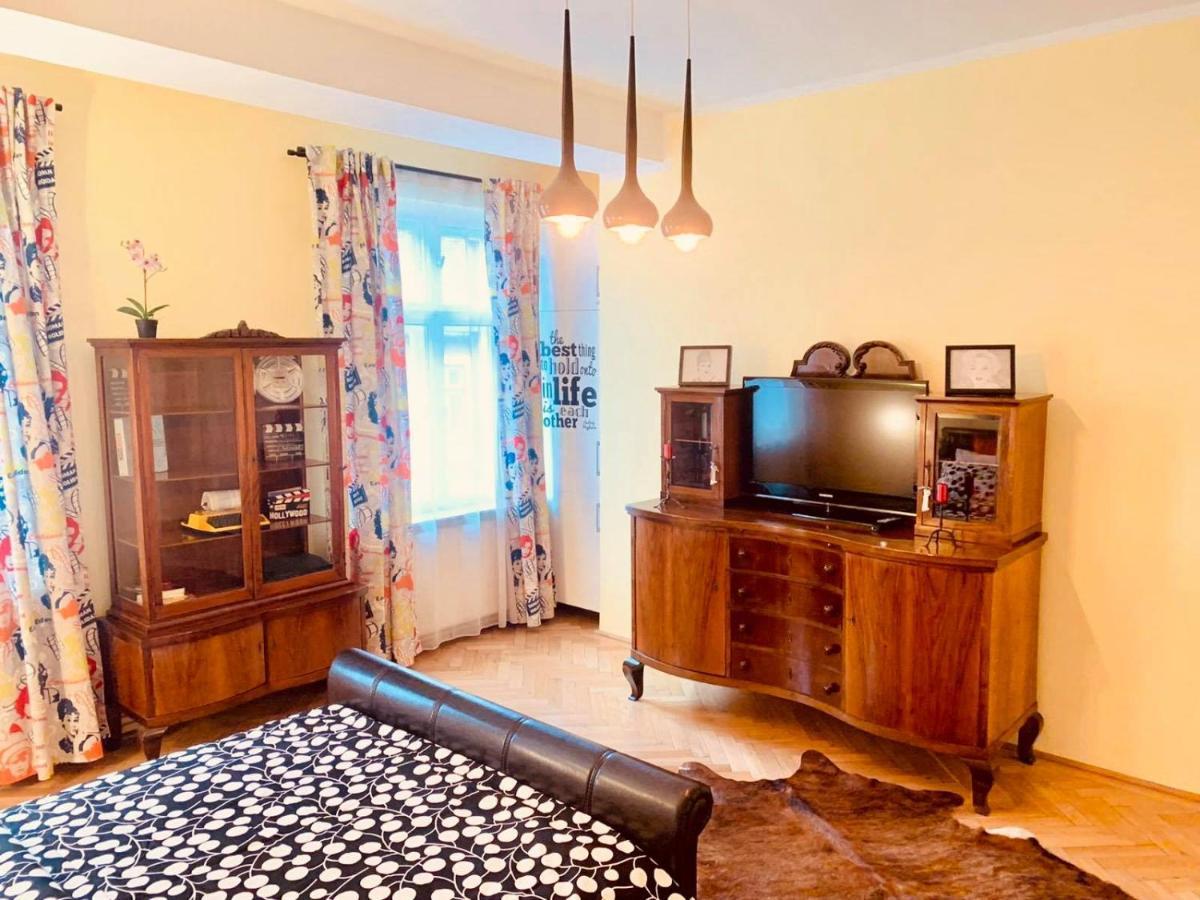 Cinematheque Ultracentral Apartment Σίμπιου Εξωτερικό φωτογραφία
